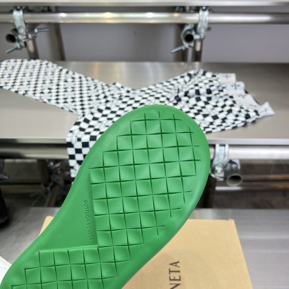 Bottega Veneta - Мужские  кеды ST3_1406BV1