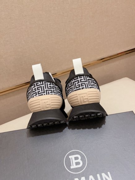 Balmain - Мужские кроссовки ITL_3110BA4 Balmain - Мужские кроссовки ITL_3110BA4