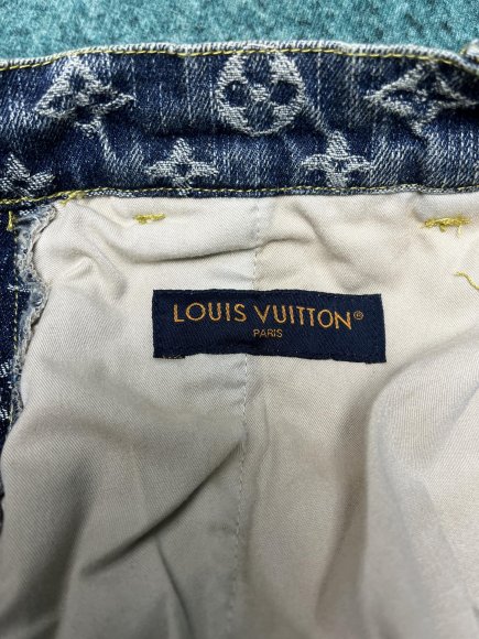 Louis Vuitton - Мужские штаны джинсы DZ_2811LV6