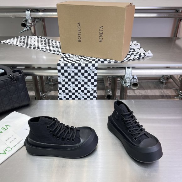 Bottega Veneta - Женские кеды ST3_1406BV1W Bottega Veneta - Женские кеды ST3_1406BV1W