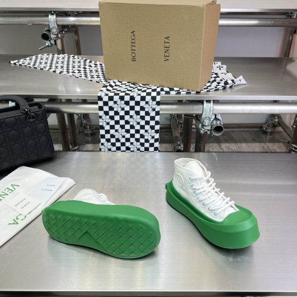 Bottega Veneta - Женские кеды ST3_1406BV1W Bottega Veneta - Женские кеды ST3_1406BV1W