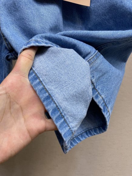 Miu Miu - Мужские джинсовые шорты DZ_1007MM6 Miu Miu - Мужские джинсовые шорты DZ_1007MM6