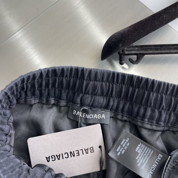 Balenciaga - Мужские повседневные спортивные штаны TJ_0310BA3 Balenciaga - Мужские повседневные спортивные штаны TJ_0310BA3