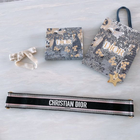 Dior Женский ремень 6.5см. RE_1005DI5 Dior Женский ремень 6.5см. RE_1005DI5