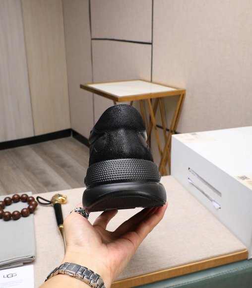 UGG - Мужские зимние кроссовки GTL_1712UG3