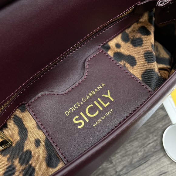 Dolce & Gabbana Sicily Женская сумка- мессенджер DG_1102DG1 Dolce & Gabbana Sicily Женская сумка- мессенджер DG_1102DG1