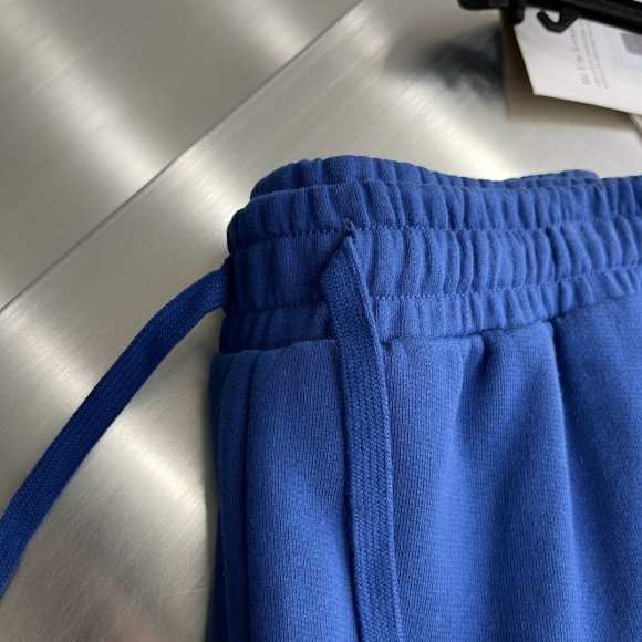 Gucci - Мужские спортивные штаны TJ_0410GU3 Gucci - Мужские спортивные штаны TJ_0410GU3