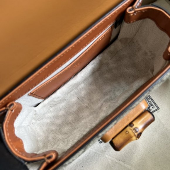 Gucci Bamboo 1947 Сумка поясная CN_0604GU5 Gucci Bamboo 1947 Сумка поясная CN_0604GU5
