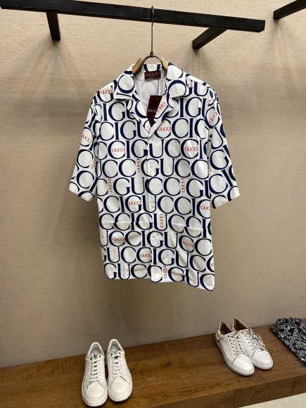Gucci - Мужская рубашка (костюм шорты) DZ_1007GU7 Gucci - Мужская рубашка (костюм шорты) DZ_1007GU7