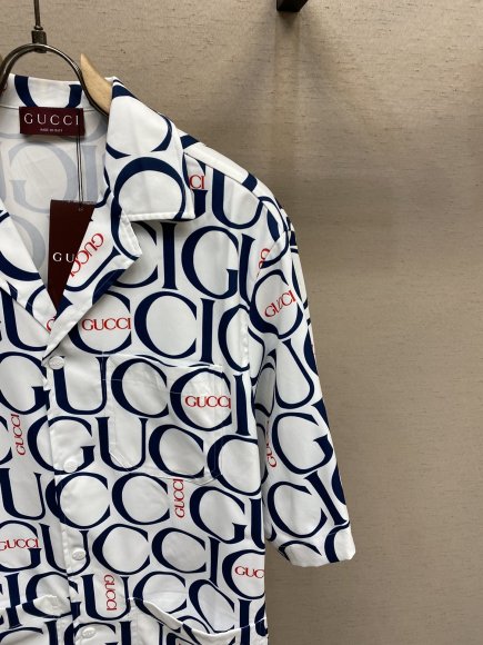 Gucci - Мужская рубашка (костюм шорты) DZ_1007GU7 Gucci - Мужская рубашка (костюм шорты) DZ_1007GU7