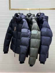 Burberry - Мужская куртка пуховик TI_0111BU2 Burberry - Мужская куртка пуховик TI_0111BU2