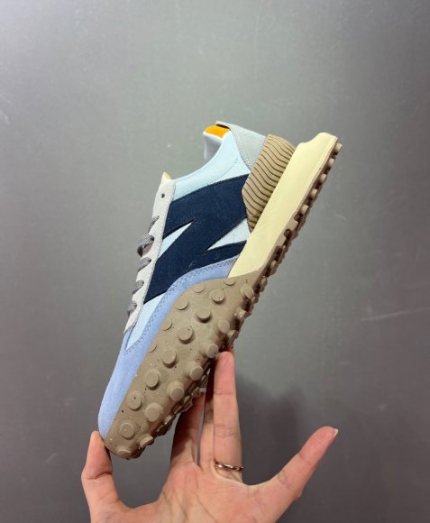 New Balance UXC-72 Женские кроссовки ZO_2501NB4W New Balance UXC-72 Женские кроссовки ZO_2501NB4W