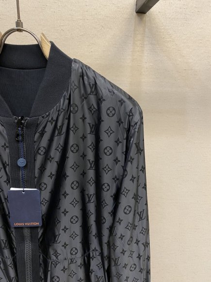 Louis Vuitton - Мужская двусторонняя куртка ветровка бомбер кофта DZ_1909LV5