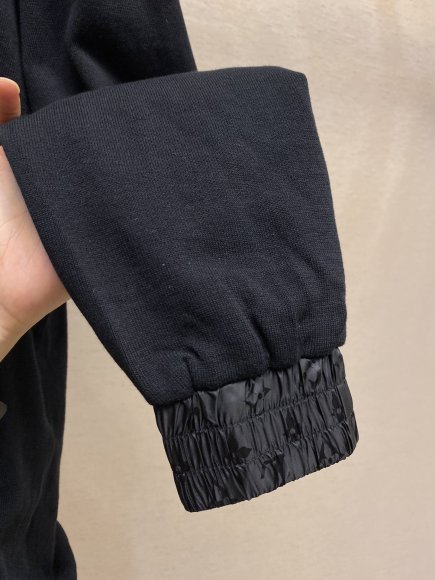 Louis Vuitton - Мужская двусторонняя куртка ветровка бомбер кофта DZ_1909LV5 Louis Vuitton - Мужская двусторонняя куртка ветровка бомбер кофта DZ_1909LV5