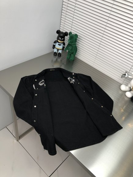 Versace - Мужская джинсовая рубашка куртка DZ_0205VE1 Versace - Мужская джинсовая рубашка куртка DZ_0205VE1