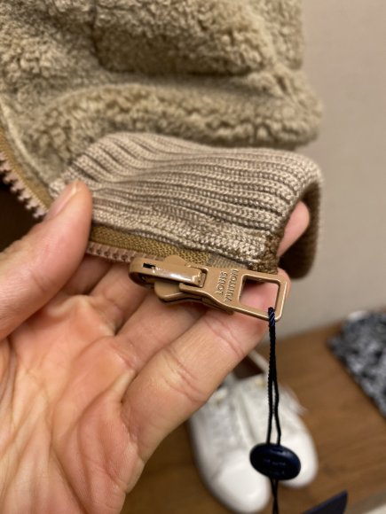 Louis Vuitton - Мужская двусторонняя куртка DZ_2708LV8 Louis Vuitton - Мужская двусторонняя куртка DZ_2708LV8