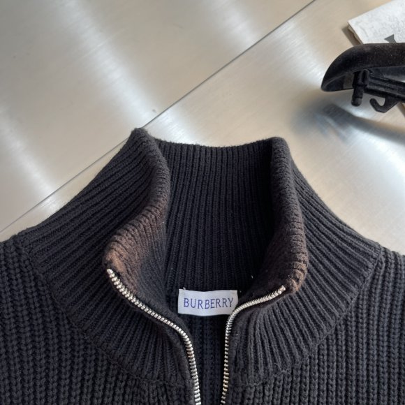 Burberry - Мужская шерстяная кофта свитер кардиган TJ_1610BU8 Burberry - Мужская шерстяная кофта свитер кардиган TJ_1610BU8