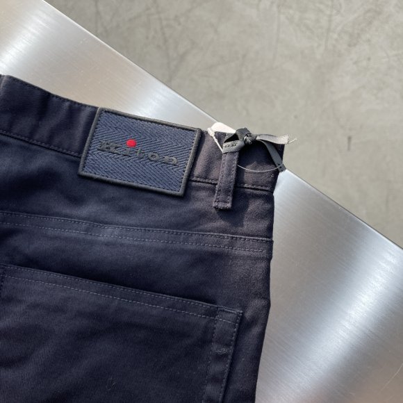 Kiton - Мужские штаны джинсы TJ_2911KI1 Kiton - Мужские штаны джинсы TJ_2911KI1