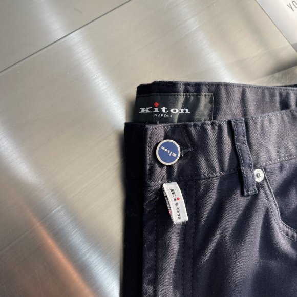 Kiton - Мужские штаны джинсы TJ_2911KI1 Kiton - Мужские штаны джинсы TJ_2911KI1