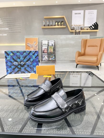 Louis Vuitton - Мужские туфли лоферы RU_2305LV1