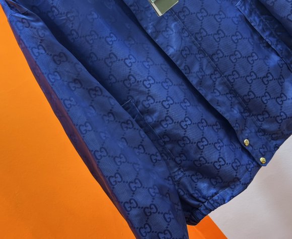 Gucci - Мужская куртка ветровка KO_0508GU1 Gucci - Мужская куртка ветровка KO_0508GU1