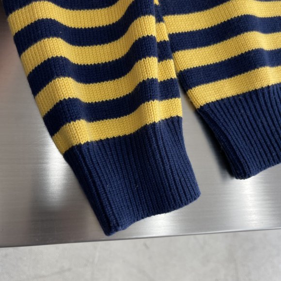 Gucci - Мужская кофта свитер TJ_0309GU9