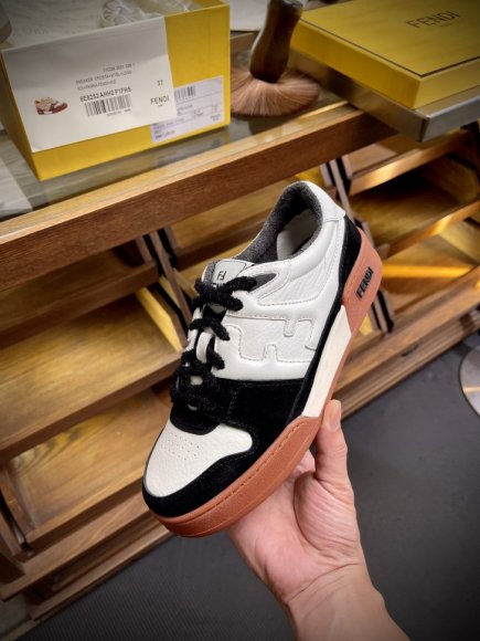  Fendi 2022 Женские кроссовки кеды TI_1303FE2