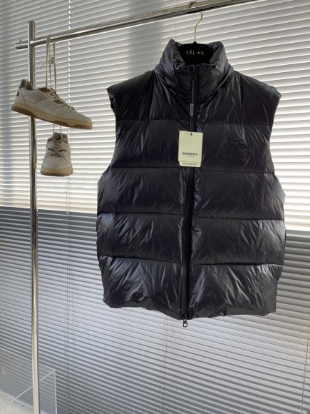 Burberry - Мужской жилет пуховик TJ_1610BU9