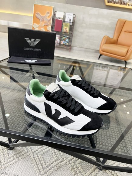 Emporio Armani - Мужские кроссовки RU_0705EA1 Emporio Armani - Мужские кроссовки RU_0705EA1