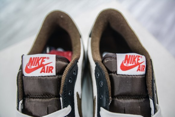 Nike Air Jordan 1 Low x Travis Scott x Fragment  - Мужские кроссовки PH_2206NI1 Nike Air Jordan 1 Low x Travis Scott x Fragment  - Мужские кроссовки PH_2206NI1
