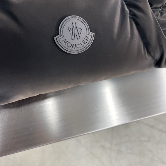 Moncler Allymes - Женская куртка жилет пуховик TJ_2911MO3