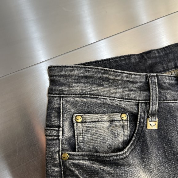 Fendi - Мужские штаны джинсы AH_1812FE2 Fendi - Мужские штаны джинсы AH_1812FE2