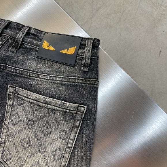 Fendi - Мужские штаны джинсы AH_1812FE2 Fendi - Мужские штаны джинсы AH_1812FE2