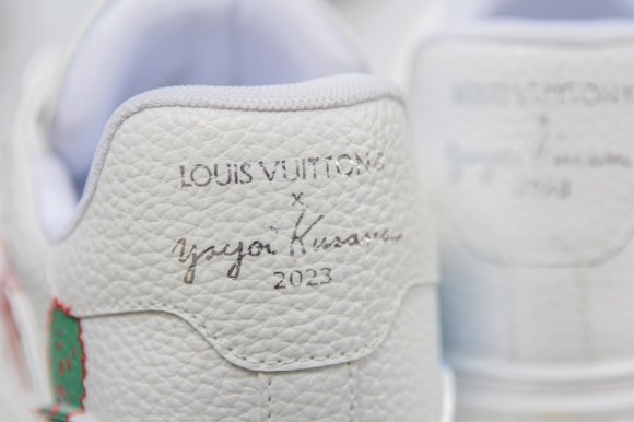 Louis Vuitton & Yayoi Kusama - Женские кроссовки PH_1804LV1W Louis Vuitton & Yayoi Kusama - Женские кроссовки PH_1804LV1W