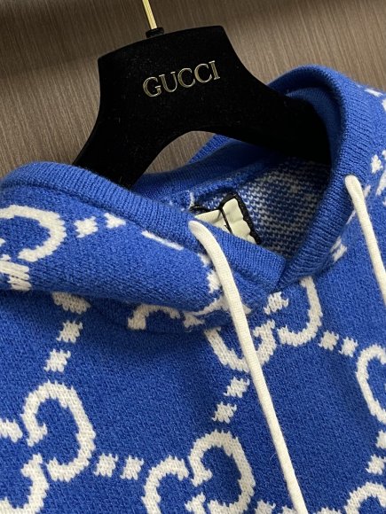Gucci Cruise Aprés Ski - Мужская кофта худи DZ_1701GU9 Gucci Cruise Aprés Ski - Мужская кофта худи DZ_1701GU9