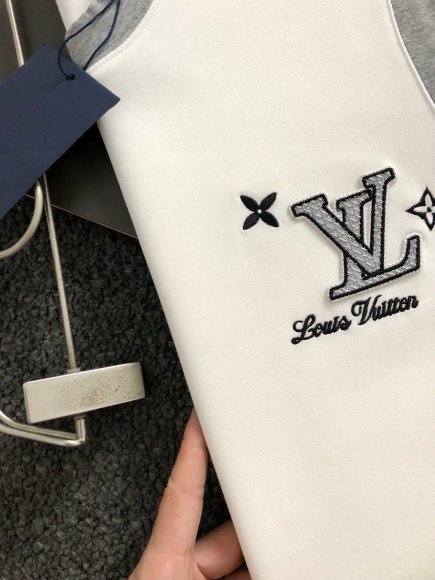 Louis Vuitton - Мужская утепленная кофта свитшот DF_1511LV5 Louis Vuitton - Мужская утепленная кофта свитшот DF_1511LV5