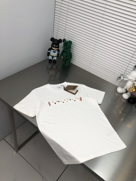 Burberry - Мужская футболка майка DZ_0205BU5 Burberry - Мужская футболка майка DZ_0205BU5