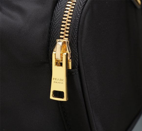 Prada Duet Small Сумка кисет CN_0604PR7 Prada Duet Small Сумка кисет CN_0604PR7