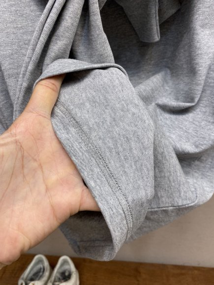 Balenciaga - Мужская футболка с капюшоном DZ_1007BA13 Balenciaga - Мужская футболка с капюшоном DZ_1007BA13