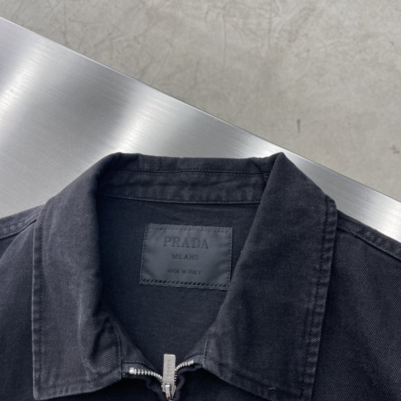 Prada - Мужская джинсовая рубашка куртка DZ_2808PR2 Prada - Мужская джинсовая рубашка куртка DZ_2808PR2