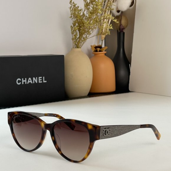 Chanel - Солнцезащитные очки K2_2702CH1 Chanel - Солнцезащитные очки K2_2702CH1