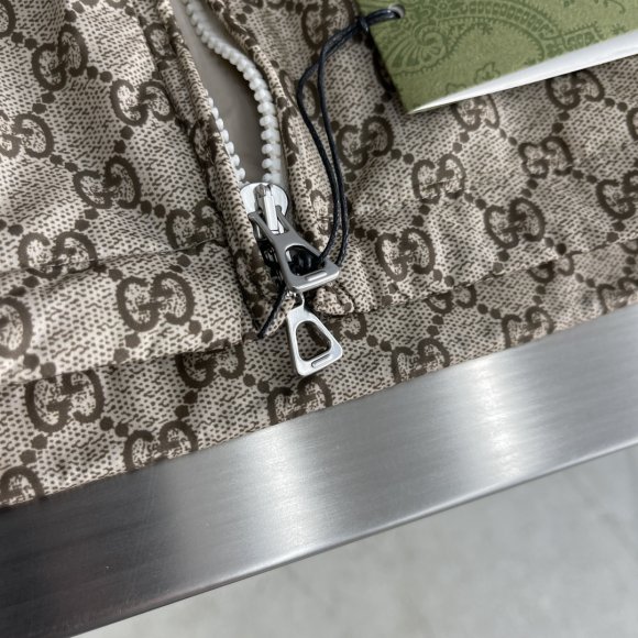 Gucci - Мужская куртка ветровка TJ_0508GU1 Gucci - Мужская куртка ветровка TJ_0508GU1