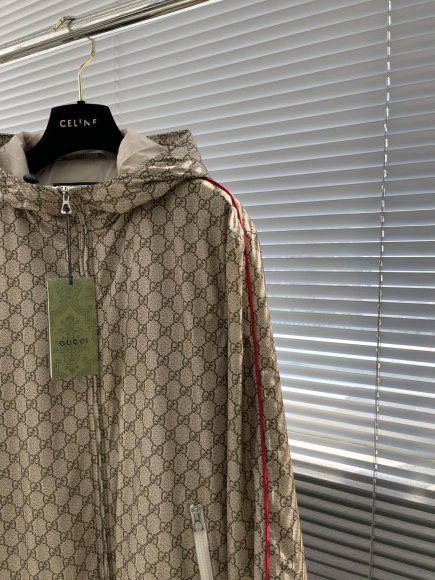 Gucci - Мужская куртка ветровка TJ_0508GU1 Gucci - Мужская куртка ветровка TJ_0508GU1