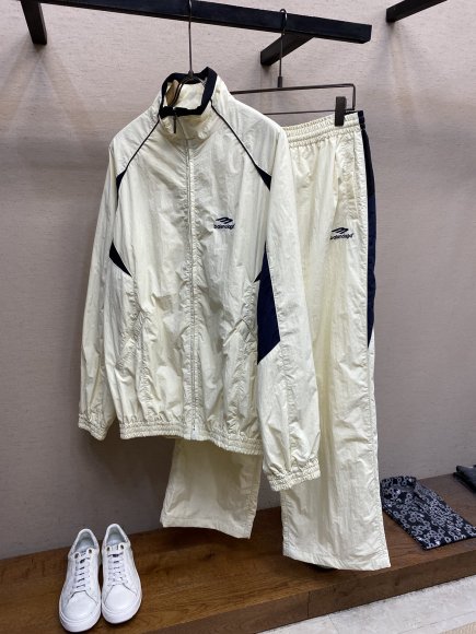Balenciaga - Мужская спортивная кофта DZ_2009BA1 Balenciaga - Мужская спортивная кофта DZ_2009BA1