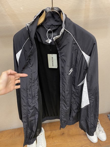 Balenciaga - Мужская спортивная кофта DZ_2009BA1 Balenciaga - Мужская спортивная кофта DZ_2009BA1