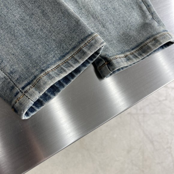 Louis Vuitton - Мужские штаны джинсы DZ_2808LV4 Louis Vuitton - Мужские штаны джинсы DZ_2808LV4