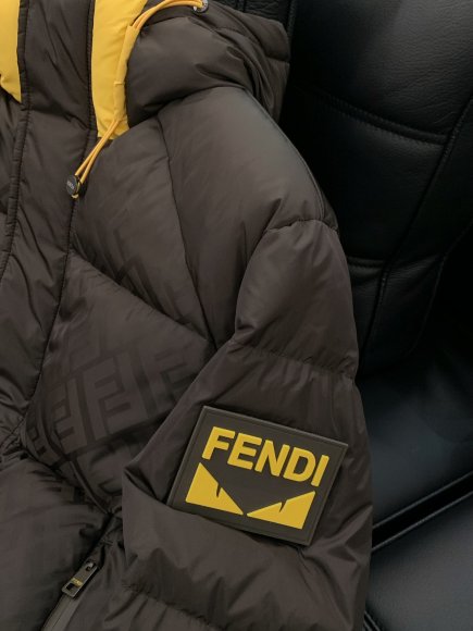 Fendi - Мужская куртка пуховик TI_0111FE10 Fendi - Мужская куртка пуховик TI_0111FE10