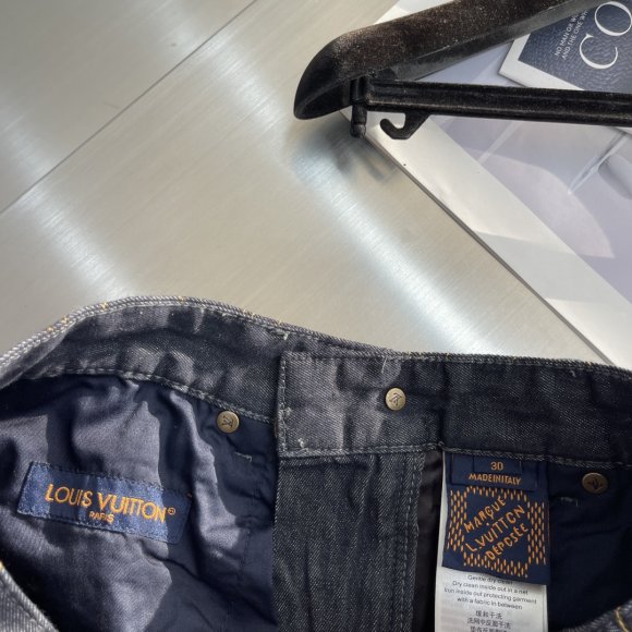 Louis Vuitton Arabesque - Мужские штаны джинсы TJ_2911LV7 Louis Vuitton Arabesque - Мужские штаны джинсы TJ_2911LV7