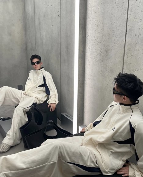 Balenciaga - Мужские спортивные штаны DZ_2009BA2 Balenciaga - Мужские спортивные штаны DZ_2009BA2