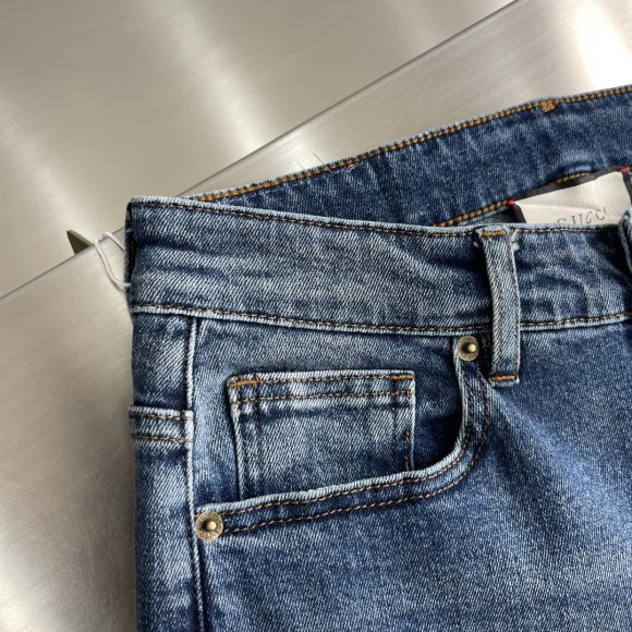 Gucci - Мужские штаны джинсы TJ_0310GU13